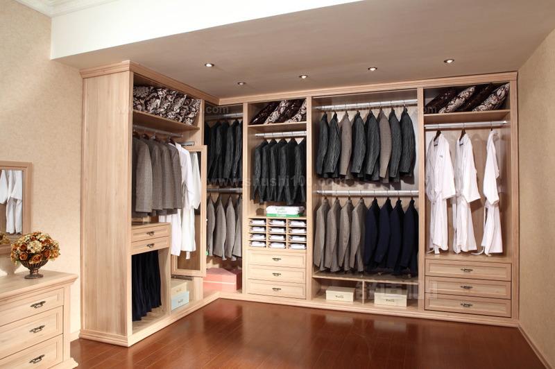 衣柜格局如何設(shè)計才能提高收納空間？